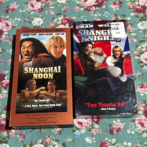 Shanghai Noon & Shanghai Knights VHS 📼 lot of 2 in very good condition. Movies 🍿 - Picture 1 of 6